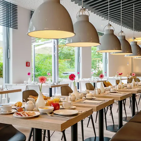 מלון Acomhotel Muenchen-haar