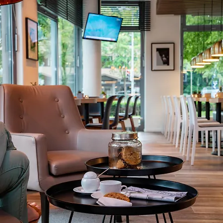 מלון Acomhotel Muenchen-haar 3*