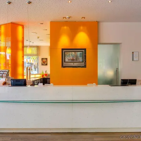 Acomhotel Muenchen-haar Отель