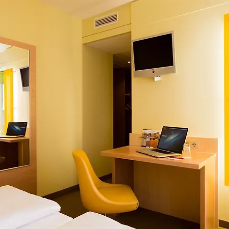 Отель Acomhotel Muenchen-haar Хаар