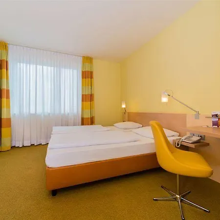 Acomhotel Muenchen-haar Хаар