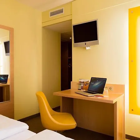 Отель Acomhotel Muenchen-haar Хаар